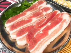 -青瓦炭韩潮烤肉(花园道店)