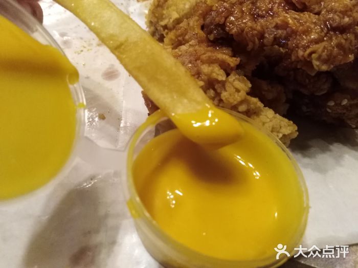 小派鸡排(钟家村店)蜂蜜芥末薯条图片