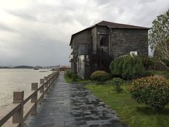 -鹰龙海畔度假酒店(咸祥店)