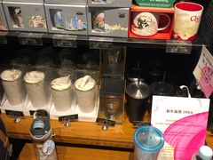 -星巴克(上海虹桥新天地二店)