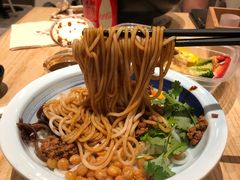 肉酱拌米粉-云味馆过桥米线(皇庭广场店)