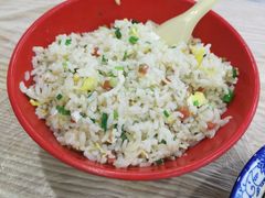 -江城燕子大排档(江汉路步行街店)