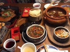 传统黑三剁配薄饼-雀舞云南菜(天津天河城购物中心店)