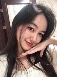-时尚殿堂明星门店