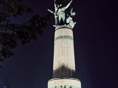 -人民防洪胜利纪念塔