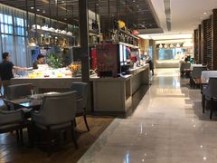 自助取餐区-明月东一酒店·菲斯特自助餐厅