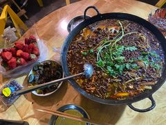 -鸿顺老铁锅美蛙鱼府(解放碑店)