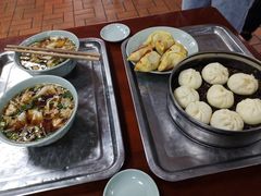 鲜肉小笼包-味一早餐(新芝路店)