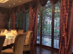 特色葱油鸡-东方明珠老上海8号餐厅(东方明珠广播电视塔店)