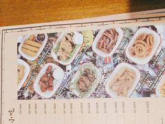 -Tube station站点比萨(王府井百货店)