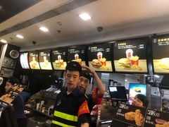 -麦当劳(深圳北站高铁店)