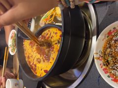 -沸炉重庆老火锅(军事博物馆店)