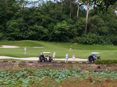 -麓湖高尔夫球俱乐部