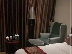 -锦龙国际酒店(天津奥体中心华苑地铁站店)