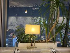 -鲜璟台·地标景观餐厅(上海中心店)