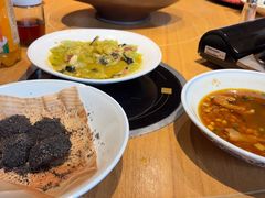 -头上红煨盐鸡·非遗院子餐厅