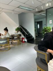 -丽心自助美甲美睫