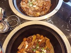 -粘豆包铁锅炖二部(温泉街店)