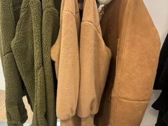 -UGG(燕莎奥特莱斯购物中心店)
