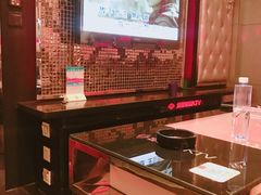 -蓝尊量贩(黄河路店)