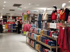 -优衣库(上海正大广场店)