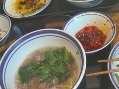 -云阿蛮云南生烫牛肉米线(奉贤路店)