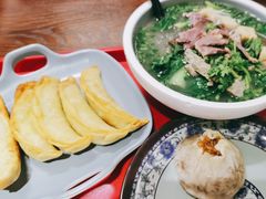 -老新隆牛肉锅贴(新街口店)
