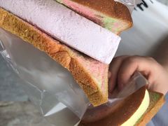 -詹爷爷乌节路街头冰淇淋