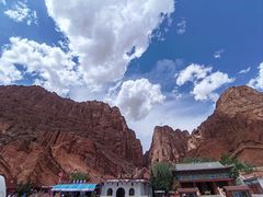 -天山神秘大峡谷