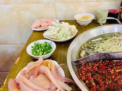 特色鱿鱼-储奇门鳝鱼火锅(总店)