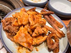 -明洞阿姨·韩式酱蟹烤肉·创意料理(三元桥店)