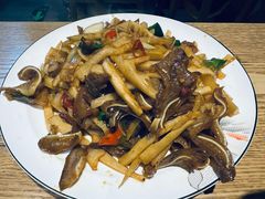 -牛八宝桂林米粉(八里庄店)