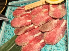 -山川小町·极番烧肉(新地假日广场店)