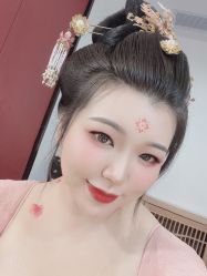 -盘子女人坊生日照·摄影馆(华强店)
