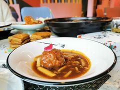 -渝人制造创意餐厅