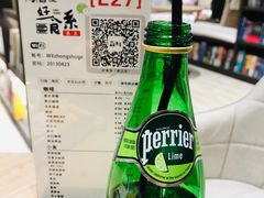 -钟书阁(群光广场店)
