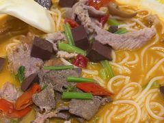 -粉小主·贵州酸汤牛肉粉(南京仙林金鹰店)