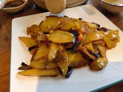 -那家老院子东北菜·饺子·小鸡炖蘑菇(艳华街店)