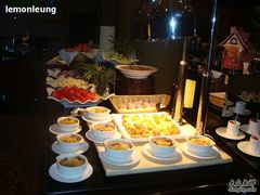 蛋挞-岷山饭店-芝芝自助餐厅