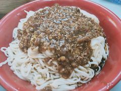 炸酱拌面-食惠里小笼包面馆(越秀店)