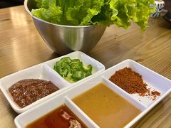 -弘彩英·烤牛舌·年糕火锅(蓝色港湾店)