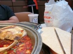 -阿瓦山寨·湘菜现炒·剁椒鱼头王(咸阳总店)