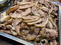 -郭记花江肉馆(青山湖店)