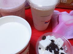 牛轧糖厚乳饮冰淇淋奶砖顶-DQ·蛋糕·冰淇淋(川沙东海岸店)