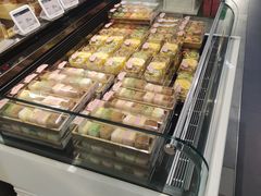 面包甜点陈列柜-Olé精品超市(沈阳万象城店)