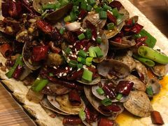 香辣花甲-临界音乐酒馆·小龙虾·江湖菜(华熙LIVE·鱼洞店)