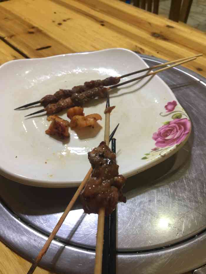 黑哥美食城-