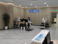 -上海大学附属上海和平眼科医院