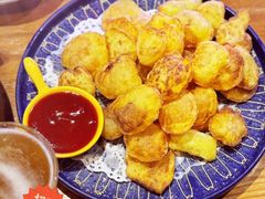 -米德维奇俄式西餐厅(西六道街店)