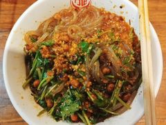 -万记麻辣烫国展总店